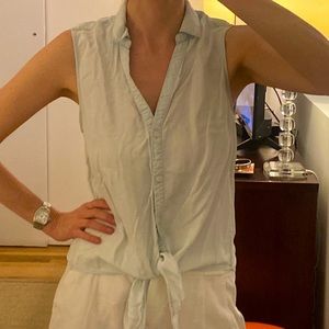 100% AUTHENTIC SOFT JOIE BUTTON TIE FRONT SLEEVELESS CHAMBRAY BLUE TOP SIZE SM